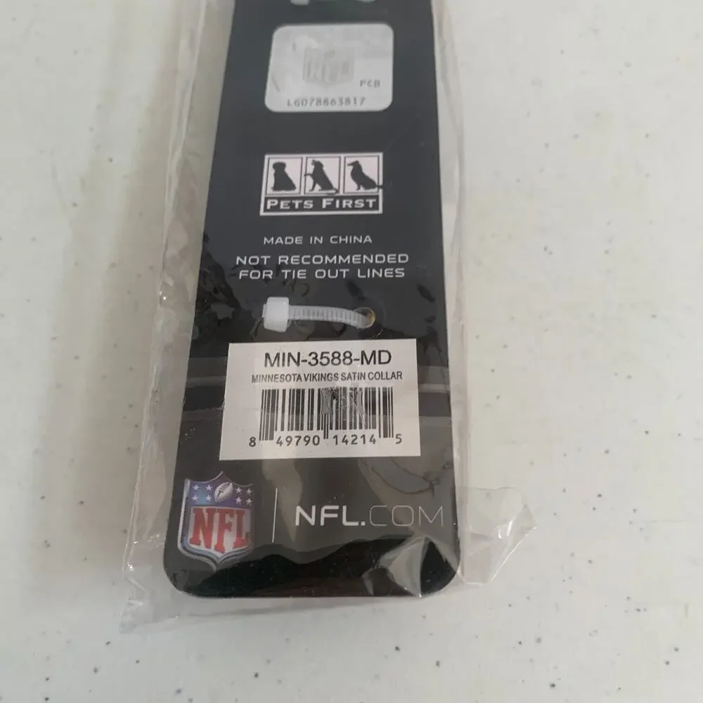 Pets First Sz M NFL Football Minnesota Vikings Satin Pet Collar Dog ,Cat Collar